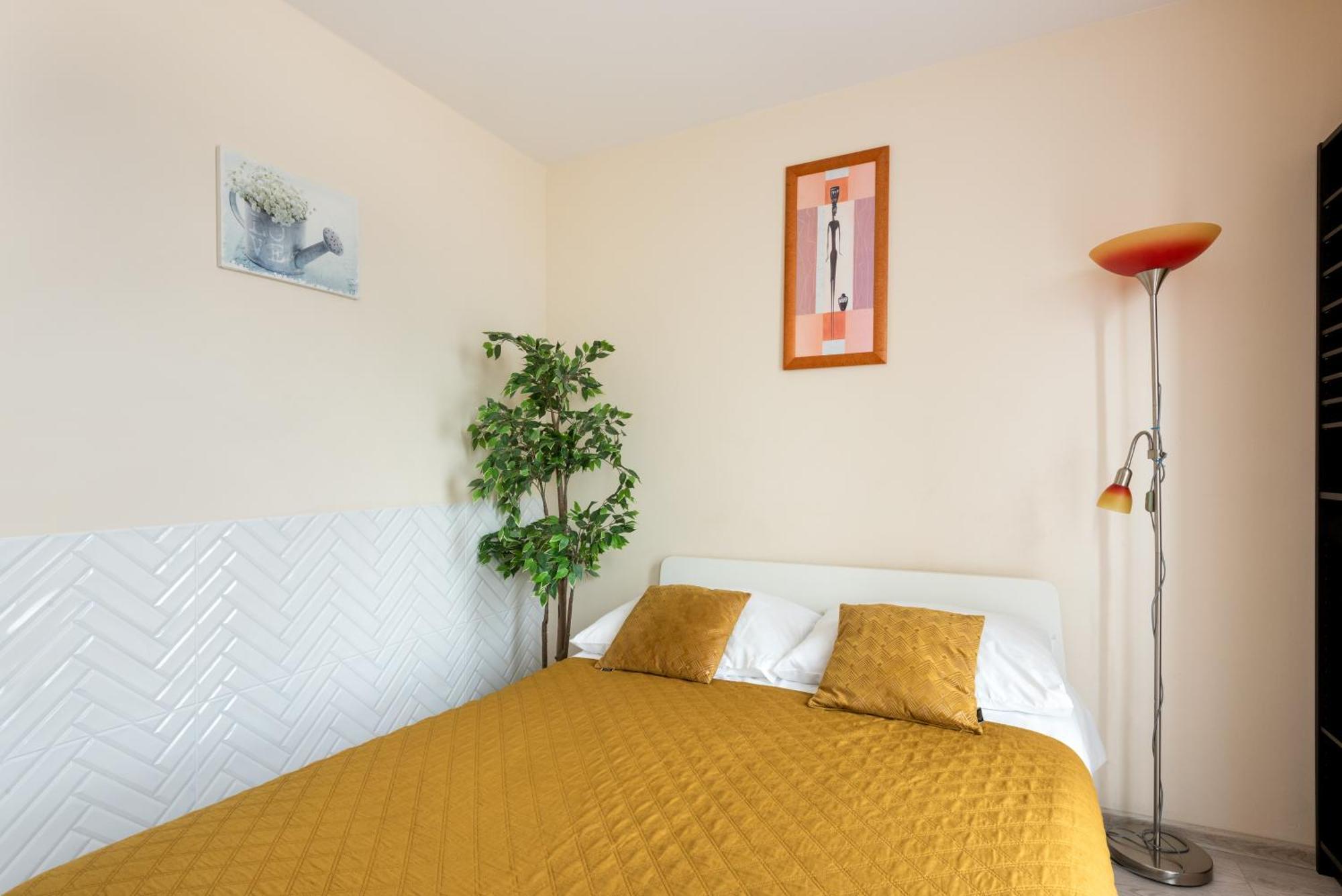 Cozy Modern Apartment Astoria Magic Orange Old Town Kraków Exteriör bild